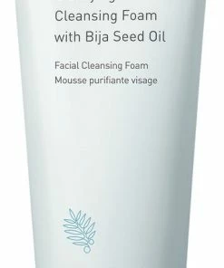 Innisfree Clarifying Cleansing Foam - Bija Seed Oil