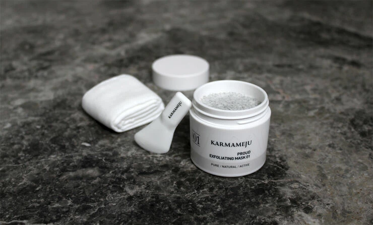 Karmameju Skincare PROUD EKSFOLIERENDE ANSIGTSMASKE 01 2 Karmameju Skincare PROUD EKSFOLIERENDE ANSIGTSMASKE 01 - Billede 2
