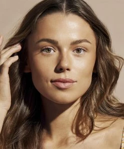 Hickap BRONZE GLOW PRIMING MOISTURIZER -Clinique Store 7350124791333 2